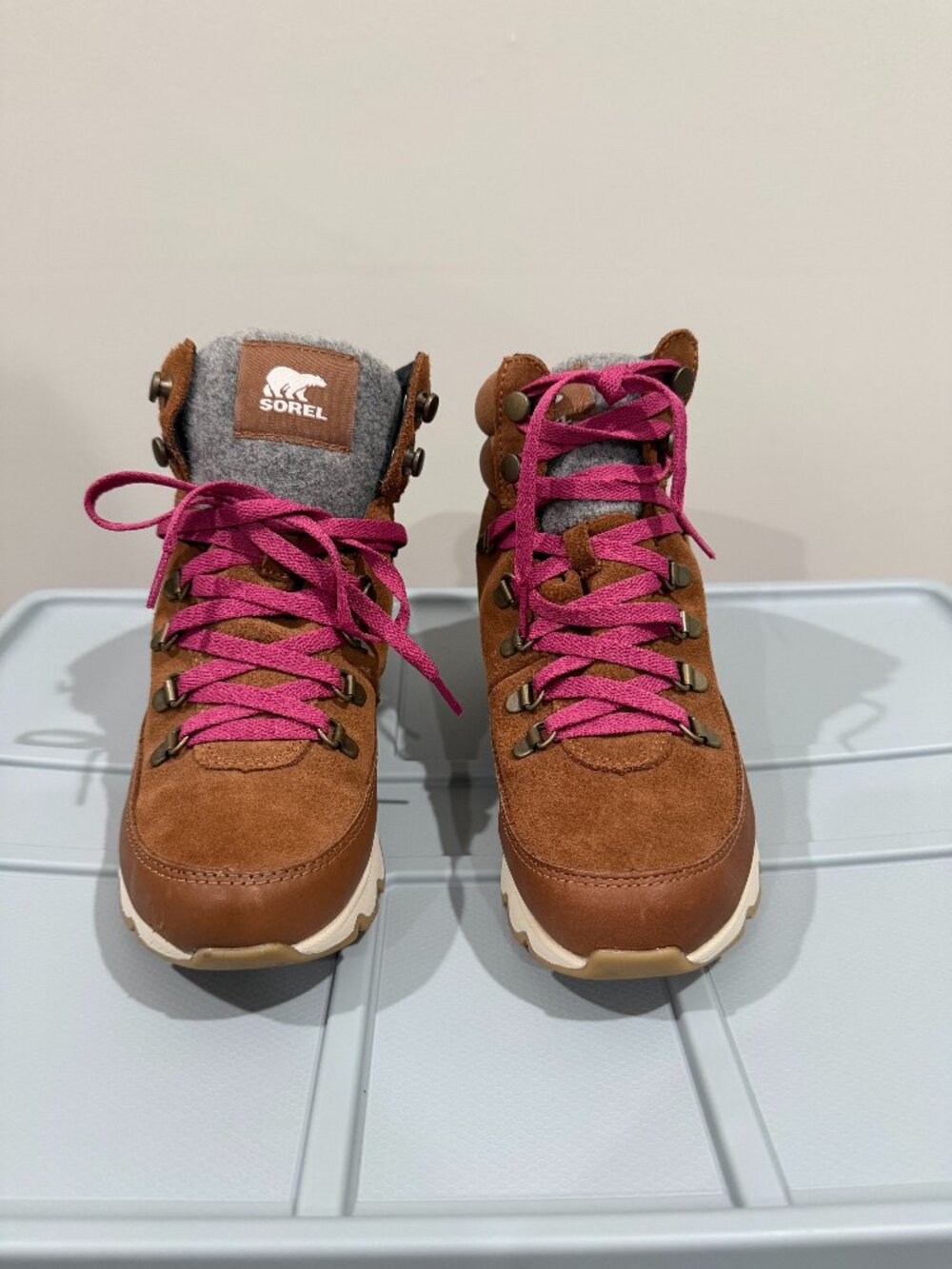 Sorel Women’s Brown Winter Sneaker Boots | Size 6.5